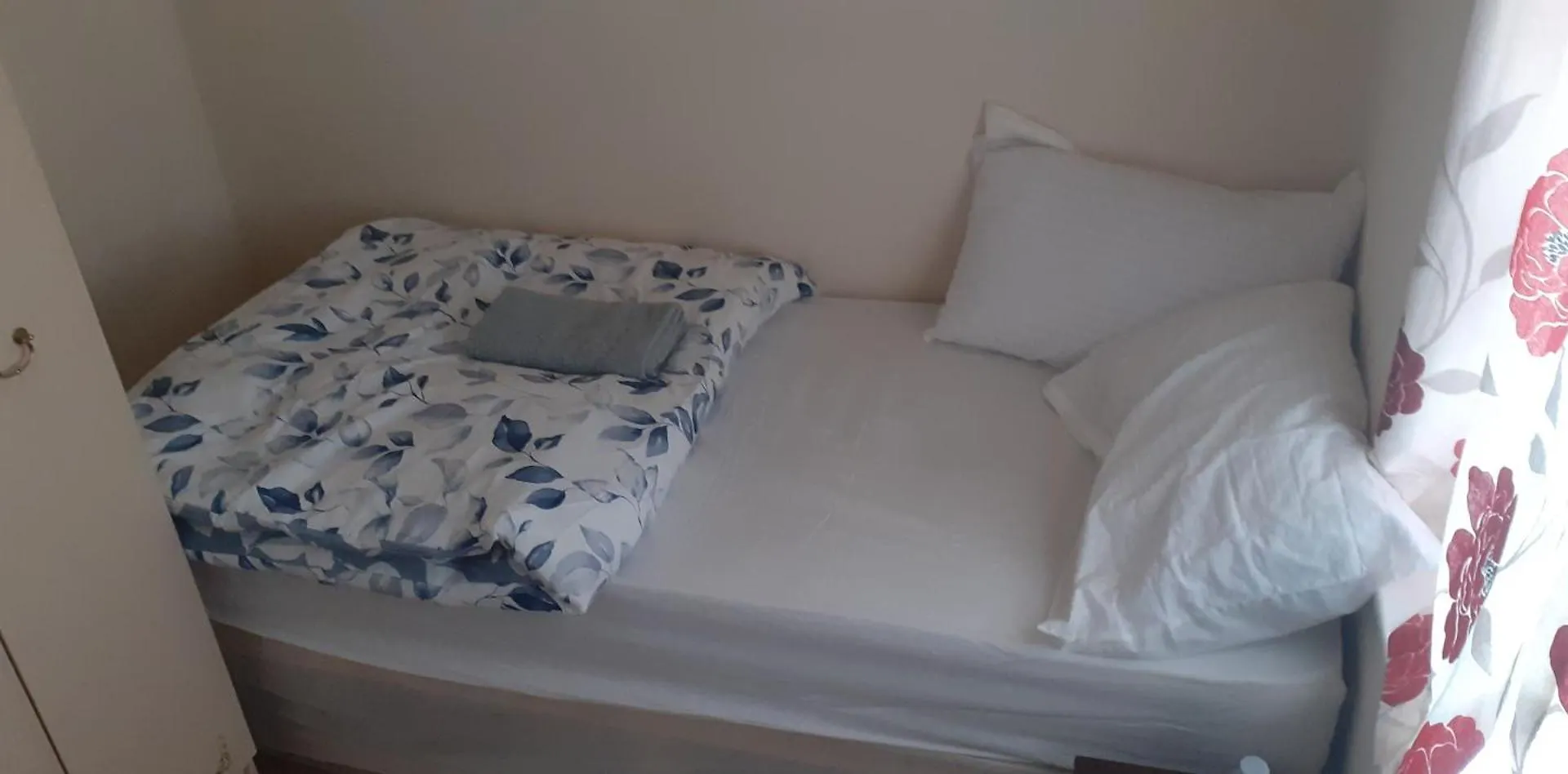 Tonyhomes Dagenham Homestay