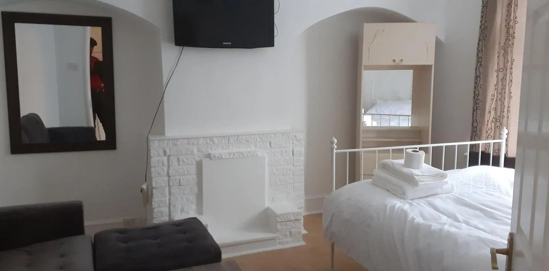Tonyhomes Dagenham United Kingdom